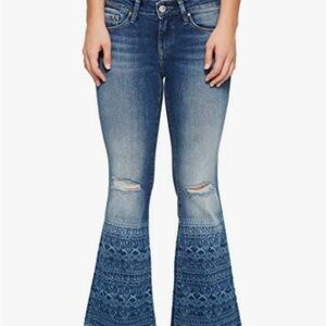 Bohemian distressed Blue Flare Jeans with Ombre Floral Design PETITE sz 30 Mavi